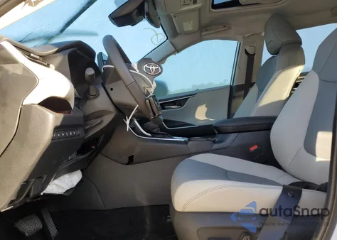 2024 Toyota Rav4 Limited z USA, uszkodzony, nr VIN 2T3Y1RFV7RW343985